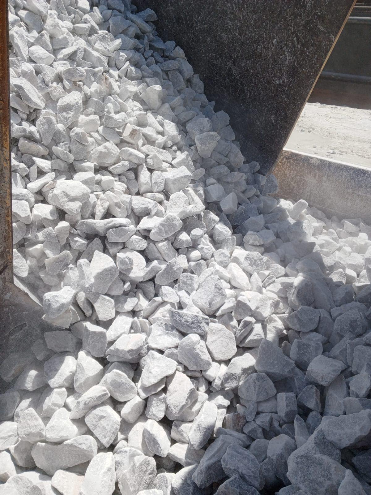 CALCIUM CARBONATE